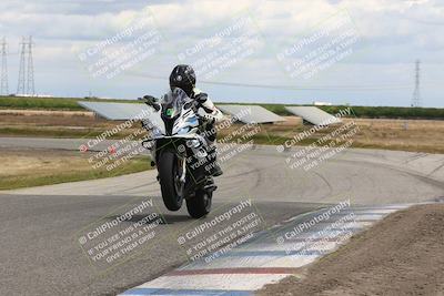 media/Apr-26-2024-TrackDaz (Fri) [[c4b677d280]]/C Group/140pm (Wheelie Bump)/